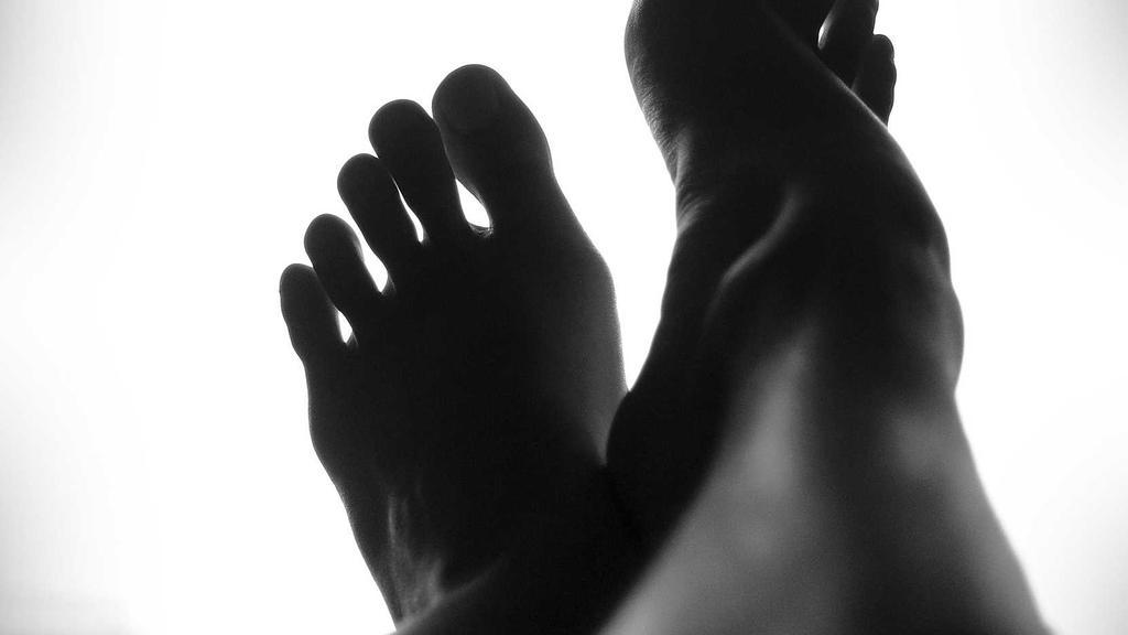 干性肌抗老全攻略：科学护肤步骤+防晒秘籍，锁住年轻肌