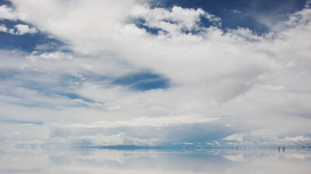 果酸VS水杨酸：科学破解黑头粉刺的成分密码