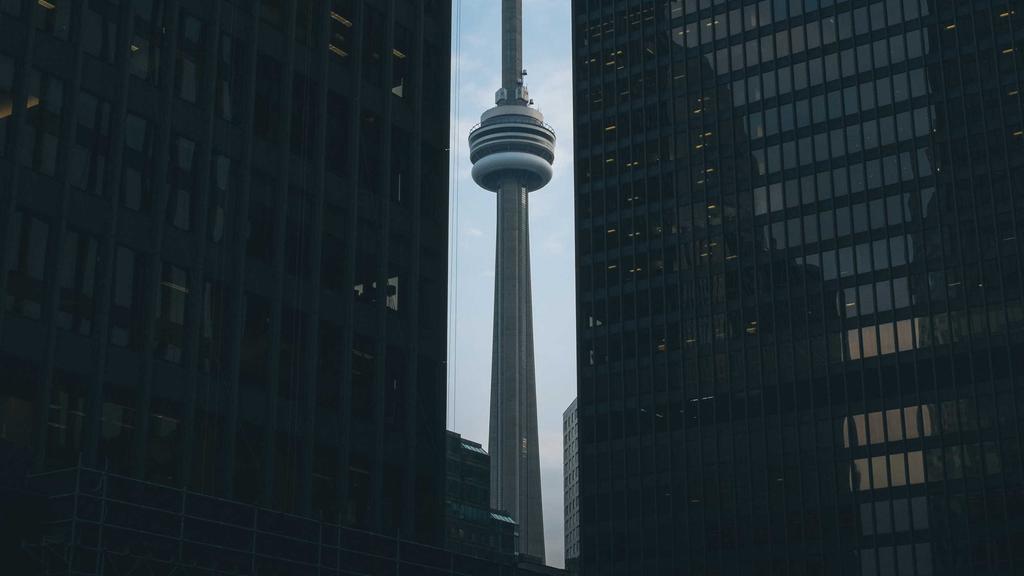 抗衰老全攻略：精华液+术后修复+夏季防晒三管齐下