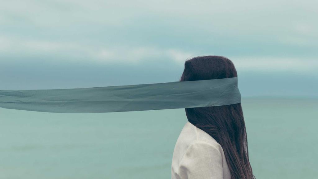 敏感肌自救指南：干性肌如何科学搭配烟酰胺与早晚护肤？