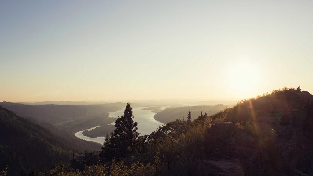 抗衰老全攻略：清洁+护肤步骤+爽肤水推荐，定格青春肌