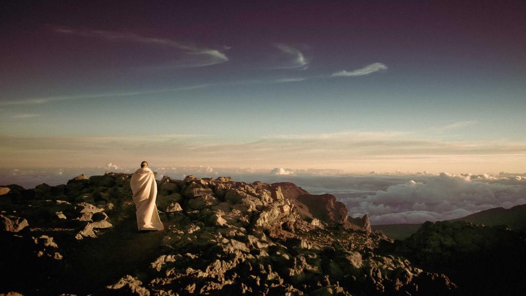 敏感肌自救指南：告别暗沉、痘痘与混合肌困扰