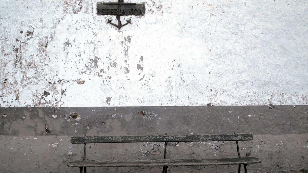 敏感肌自救指南：防晒+抗老+温和护肤三管齐下