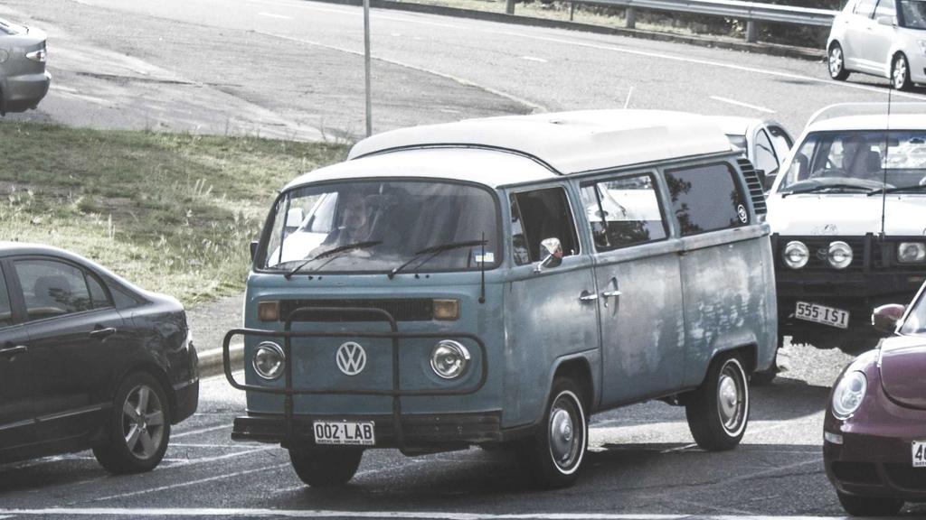 抗衰老三件套：精华液+防晒+眼霜，夏季护肤黄金法则