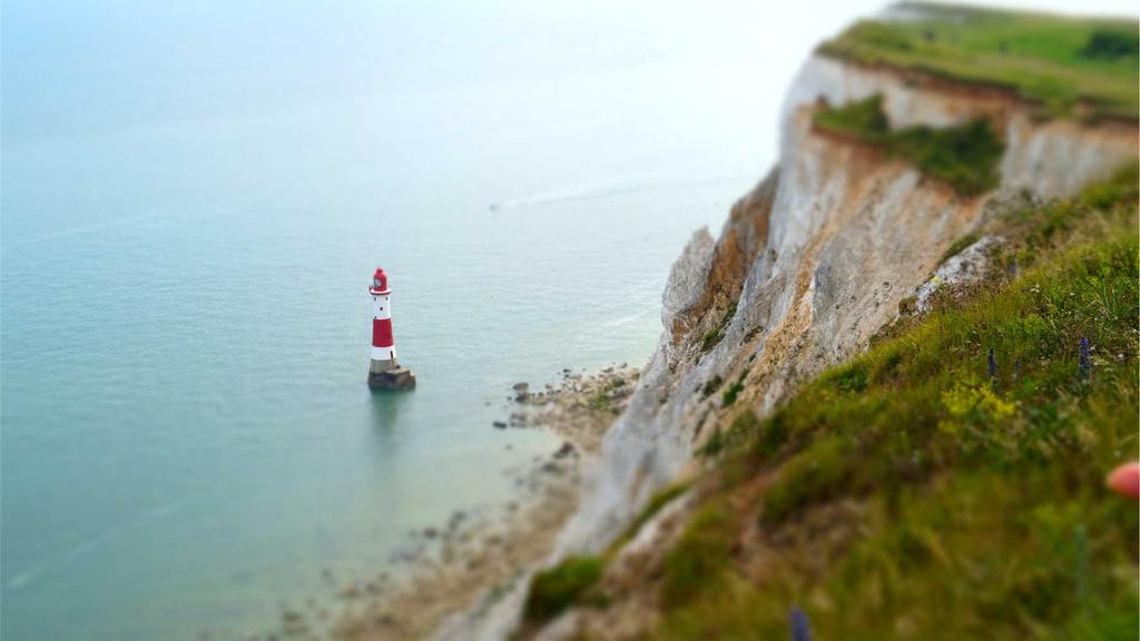 混合性肌肤抗衰秘籍：壬二酸如何精准狙击老化信号？